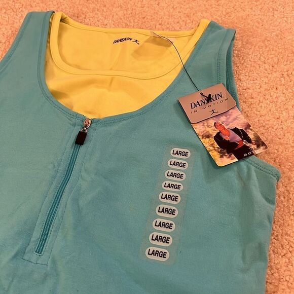 NWT SIZE LARGE DANSKIN TOP - Picture 3 of 8
